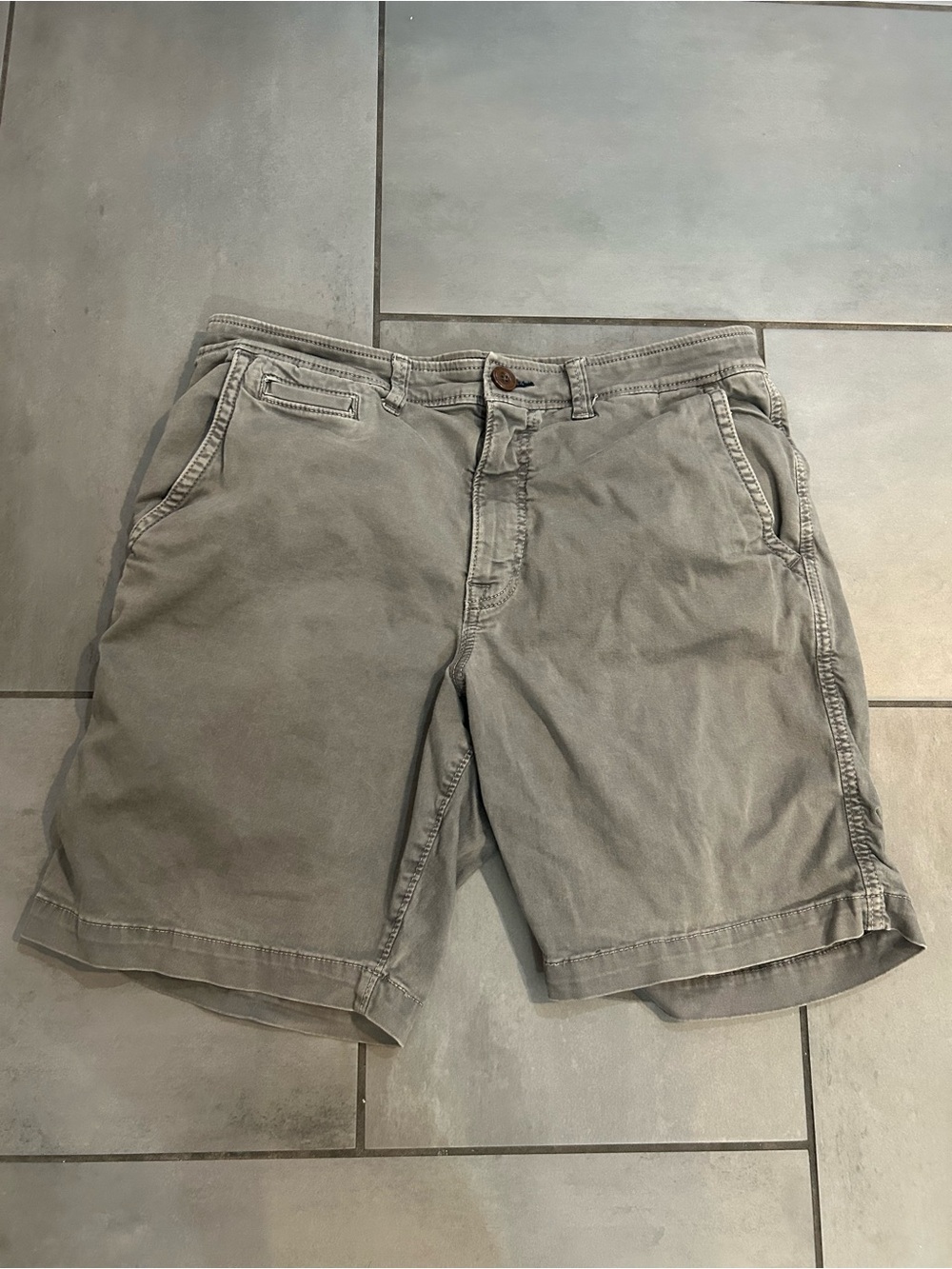 American Eagle Active Flex Shorts in Gray